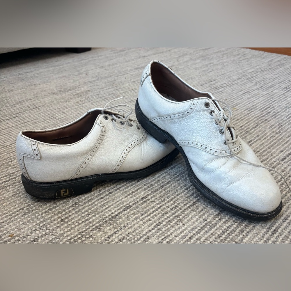 FootJoy Men’s Classics Icon Spiked Golf Shoes- 10.5